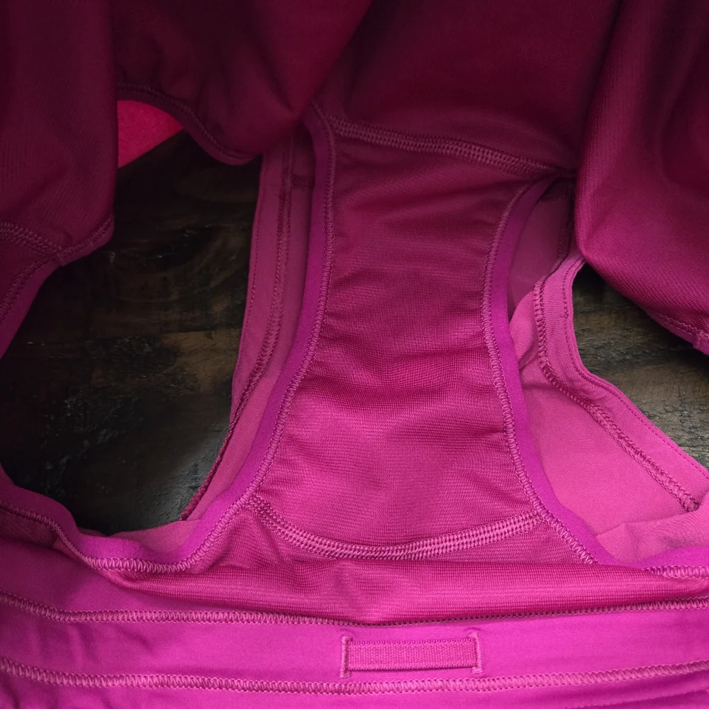 LULULEMON Speed Up Shorts |‎ 10